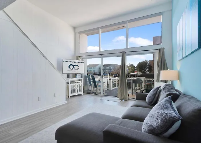 Holiday home 765 Deer Point 3br Townhome Amazing Views From Deck With 2 Parking Spaces *