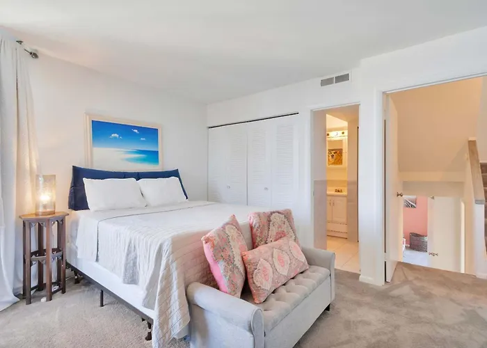Holiday home 765 Deer Point 3br Townhome Amazing Views From Deck With 2 Parking Spaces *