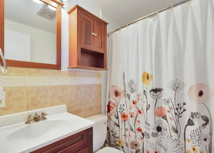 765 Deer Point 3br Townhome Amazing Views From Deck With 2 Parking Spaces *